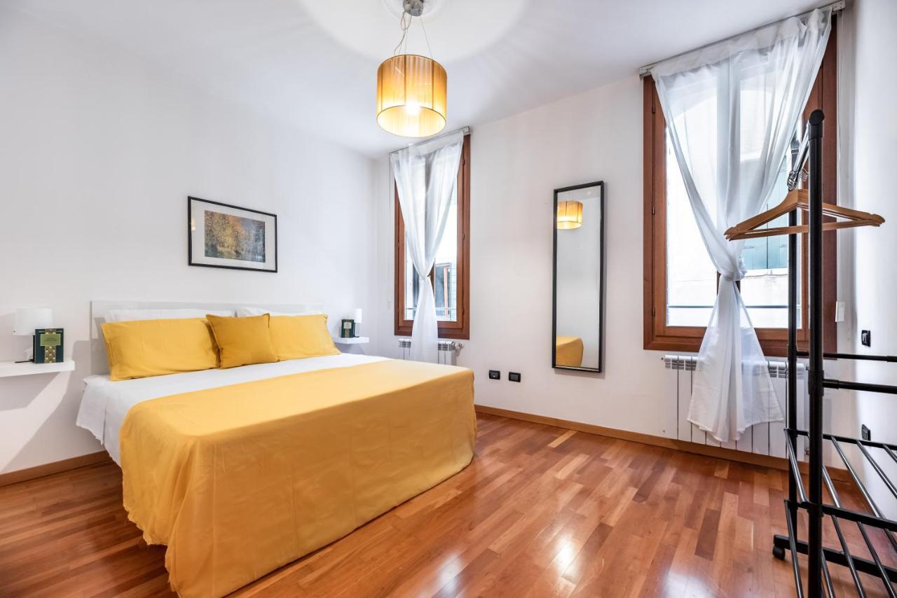 The Most Central In Venice San Marco Rialto Apartment Bagian luar foto